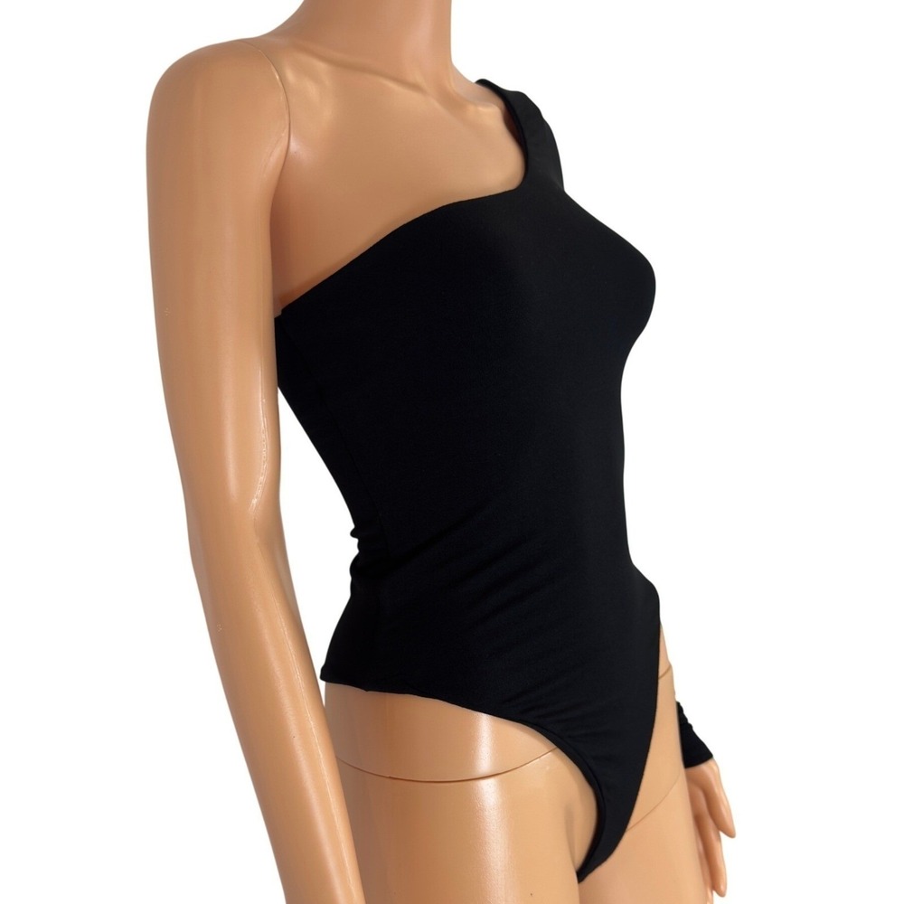 Naked Wardrobe One Shoulder Long Sleeve Bodysuit Black NW-B0062 Medium NWT - Picture 3 of 10